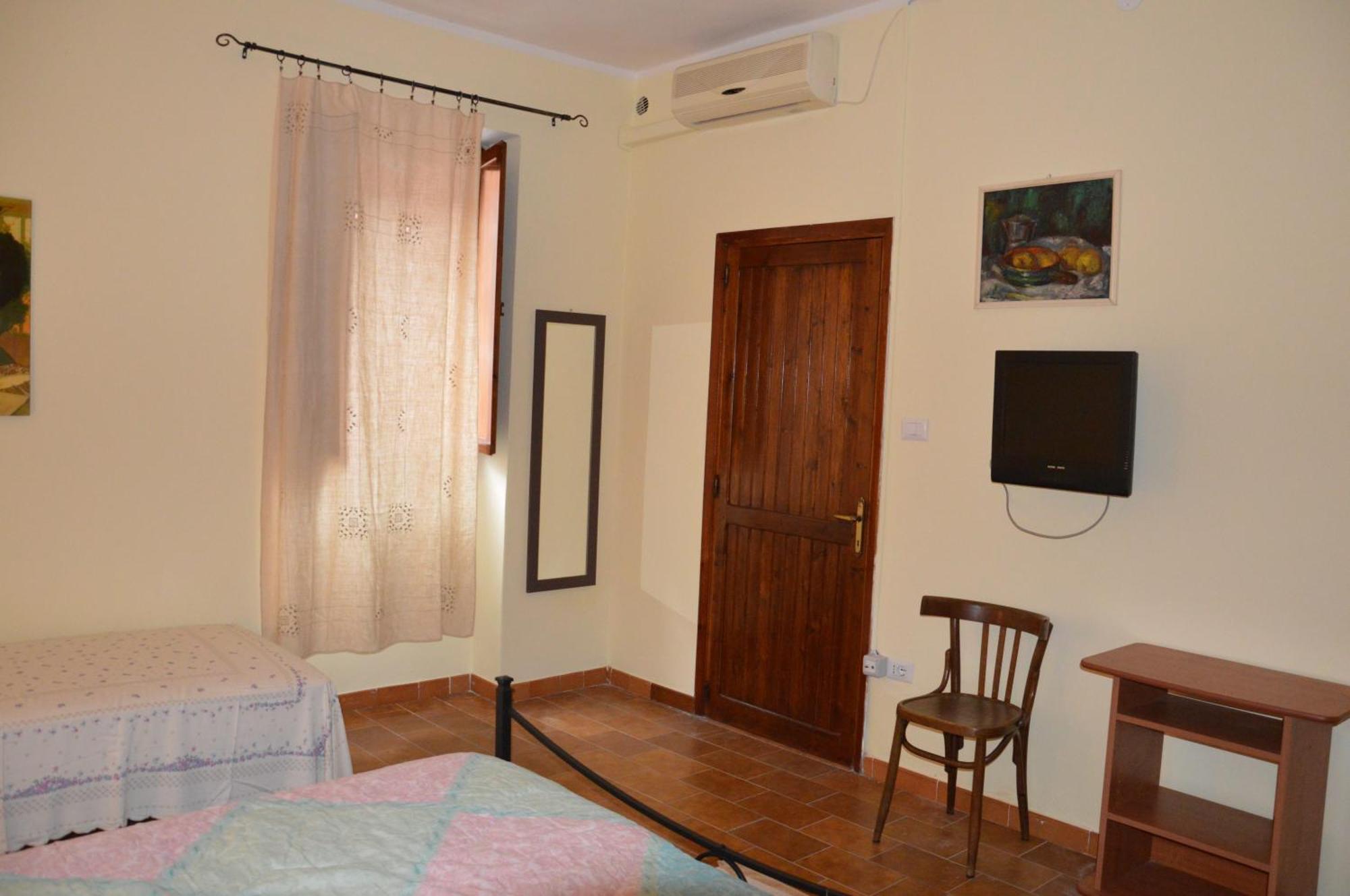 B&B Domus De Janas Sedini Quarto foto